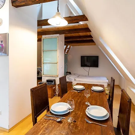 Pharmacy-loft Apartament *